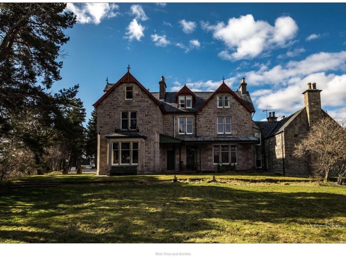 Dalrachney Lodge Carrbridge Eksteriør bilde