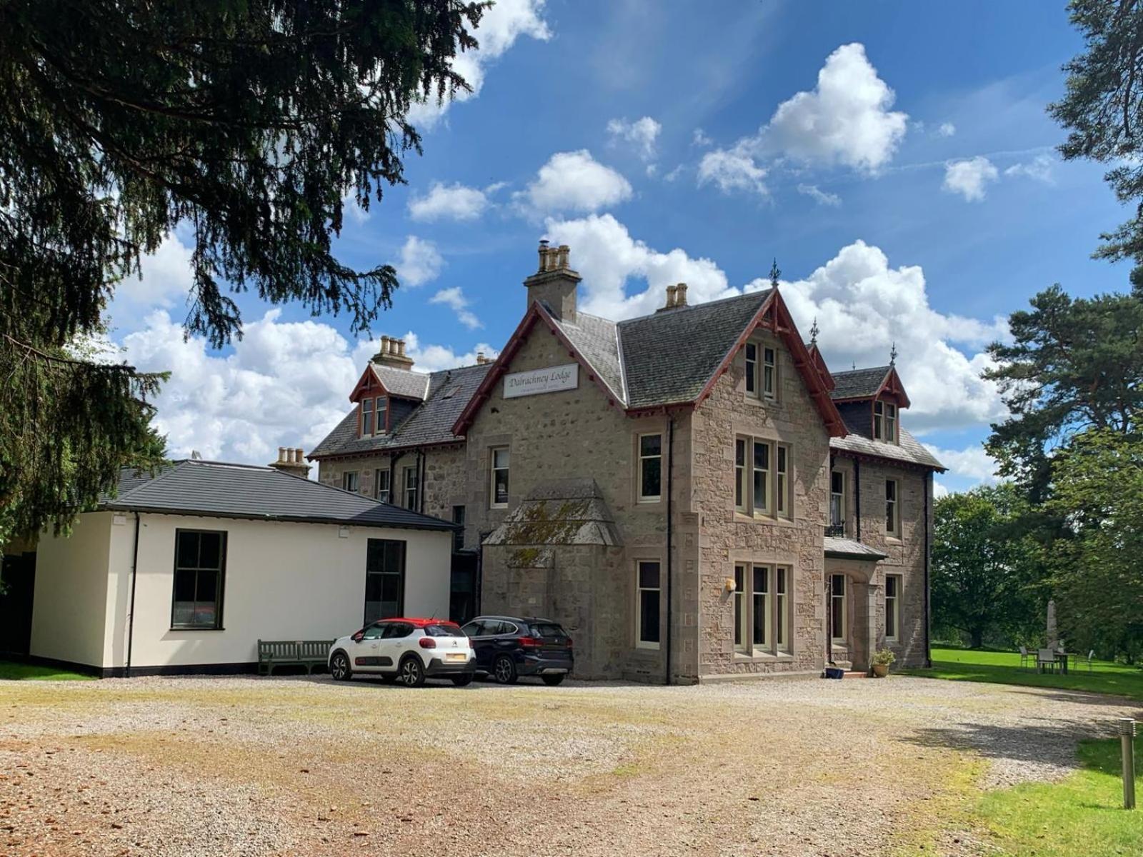 Dalrachney Lodge Carrbridge Eksteriør bilde