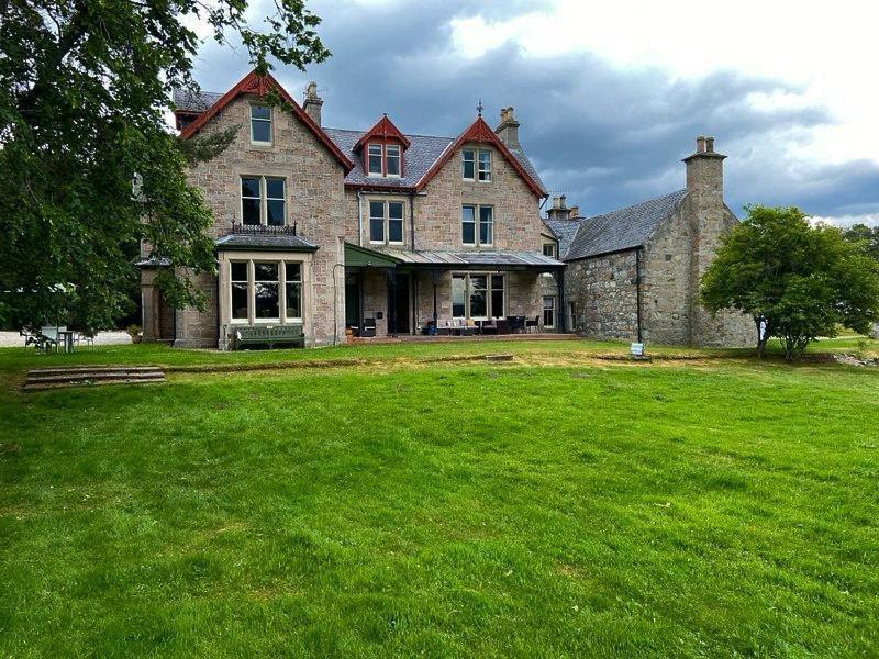 Dalrachney Lodge Carrbridge Eksteriør bilde